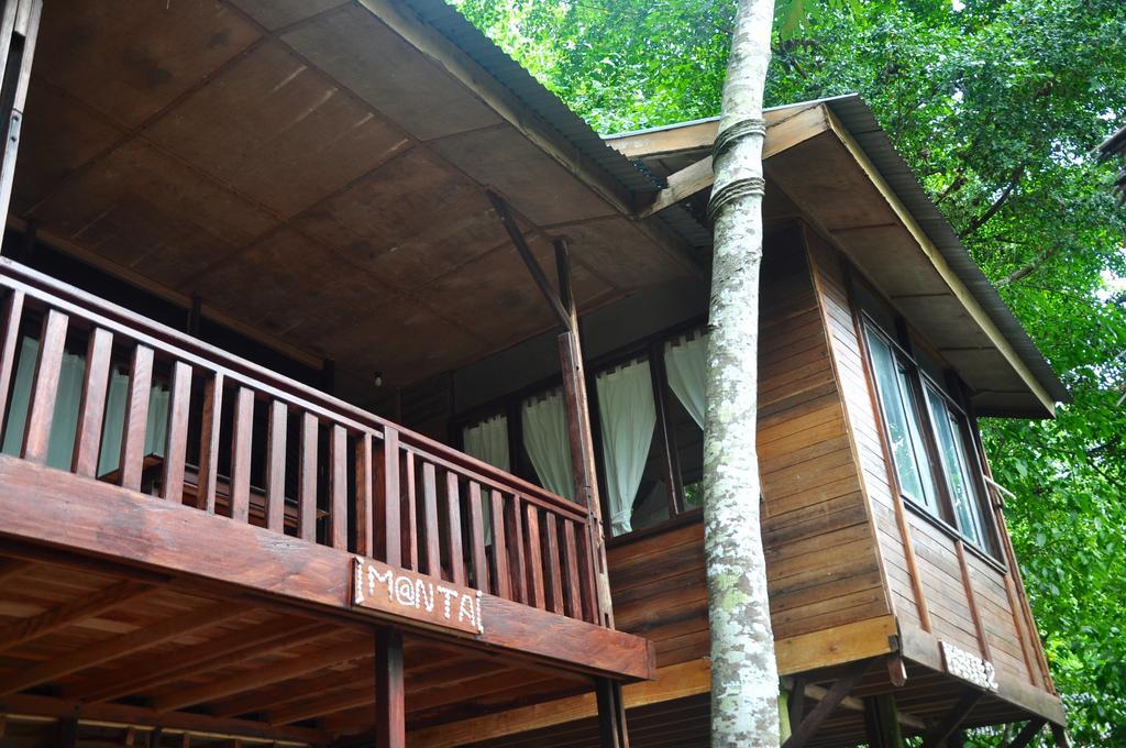 Raja Ampat Dive Resort Tapokreng Exteriör bild